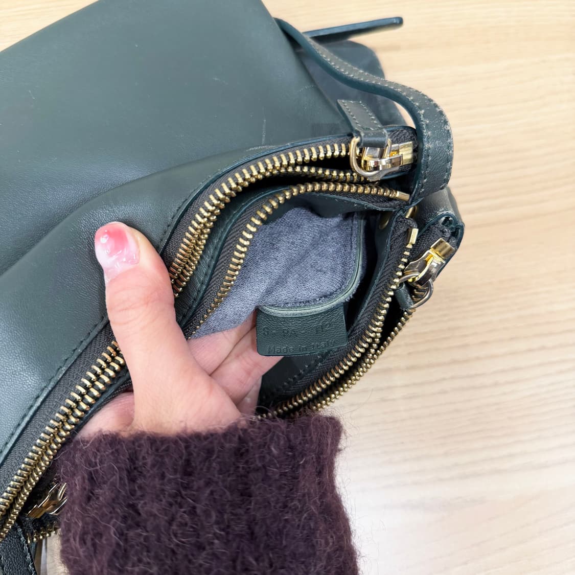 셀린느 트리오 크로스백 트리플 파우치 레이어드 탈부착 디테일 그린 상품이미지7