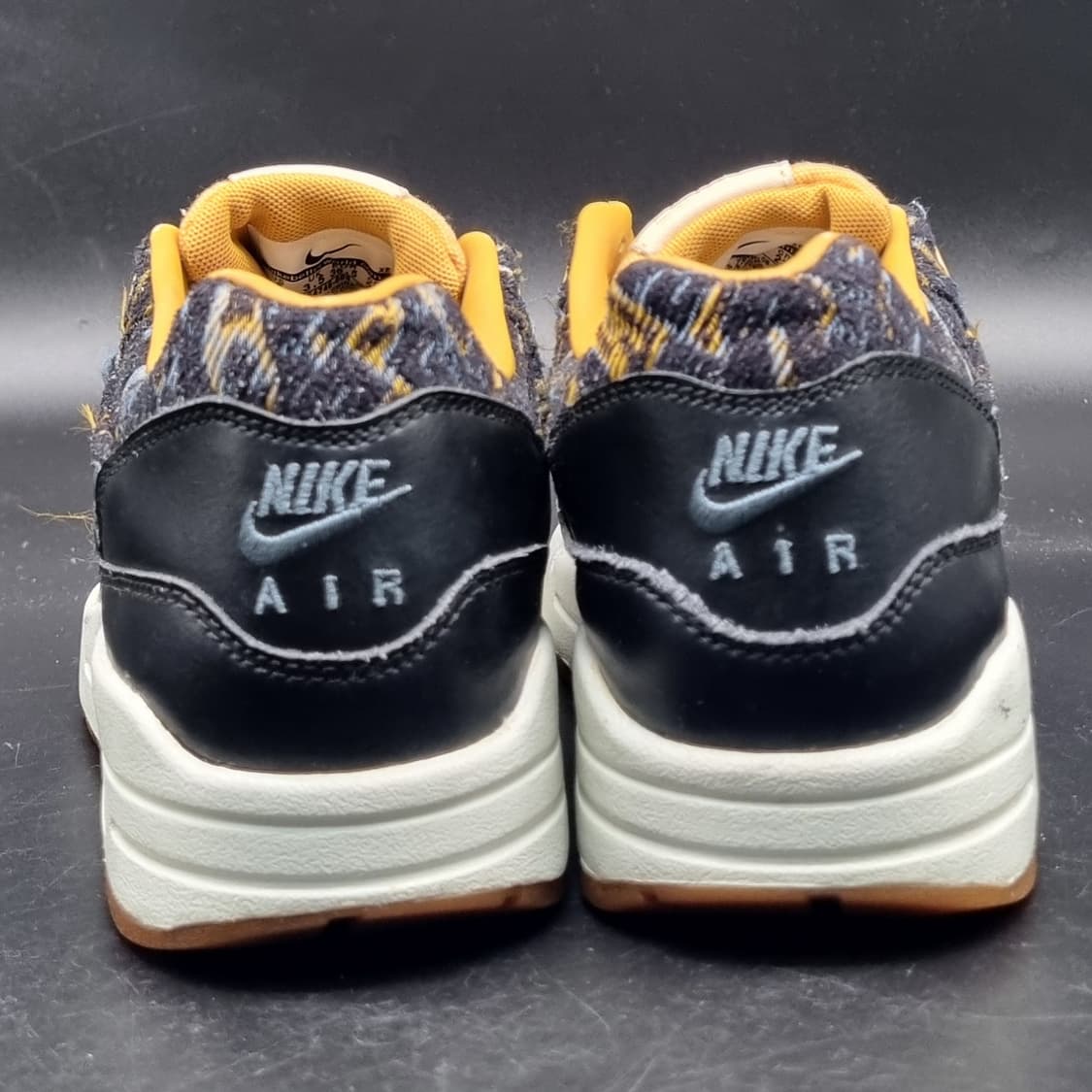 나이키 에어맥스1 프리미엄 여성운동화230 상품이미지4