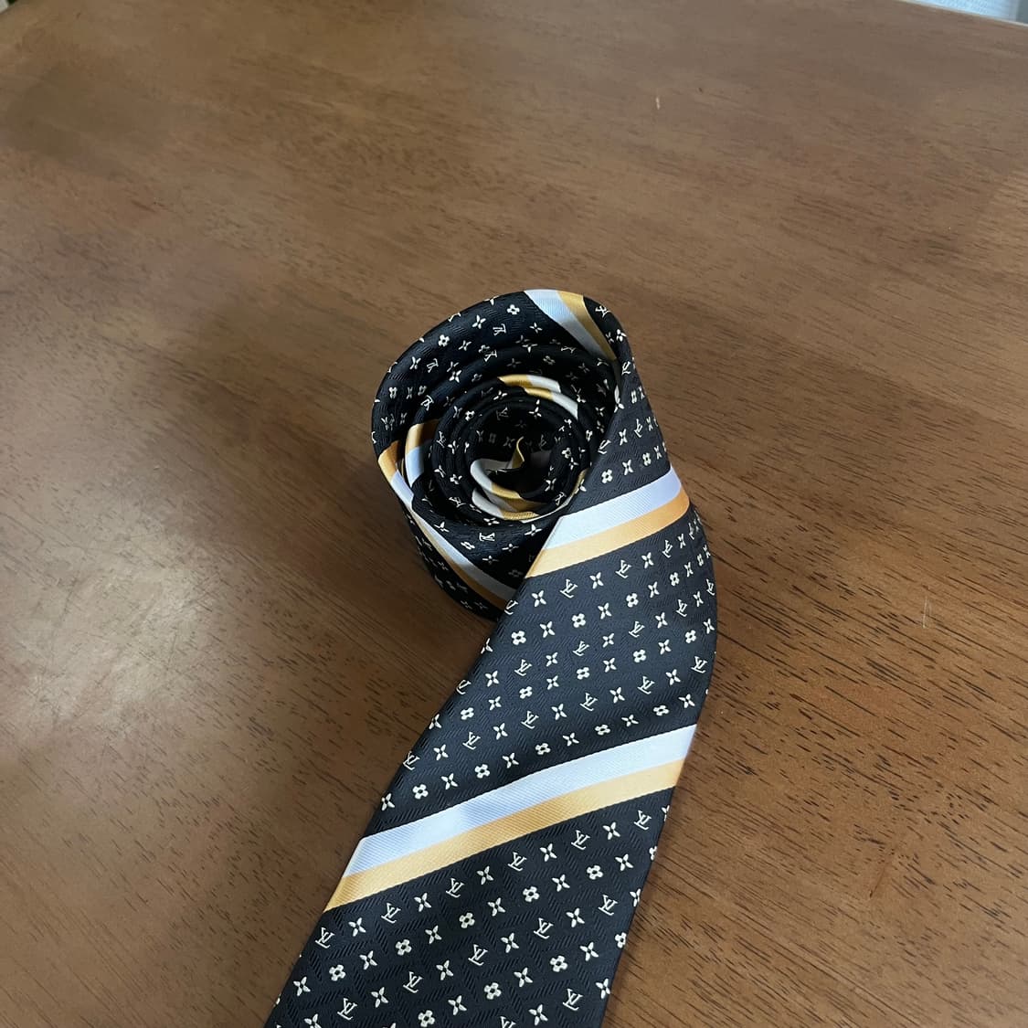 루이비통 실크 넥타이  상품이미지2