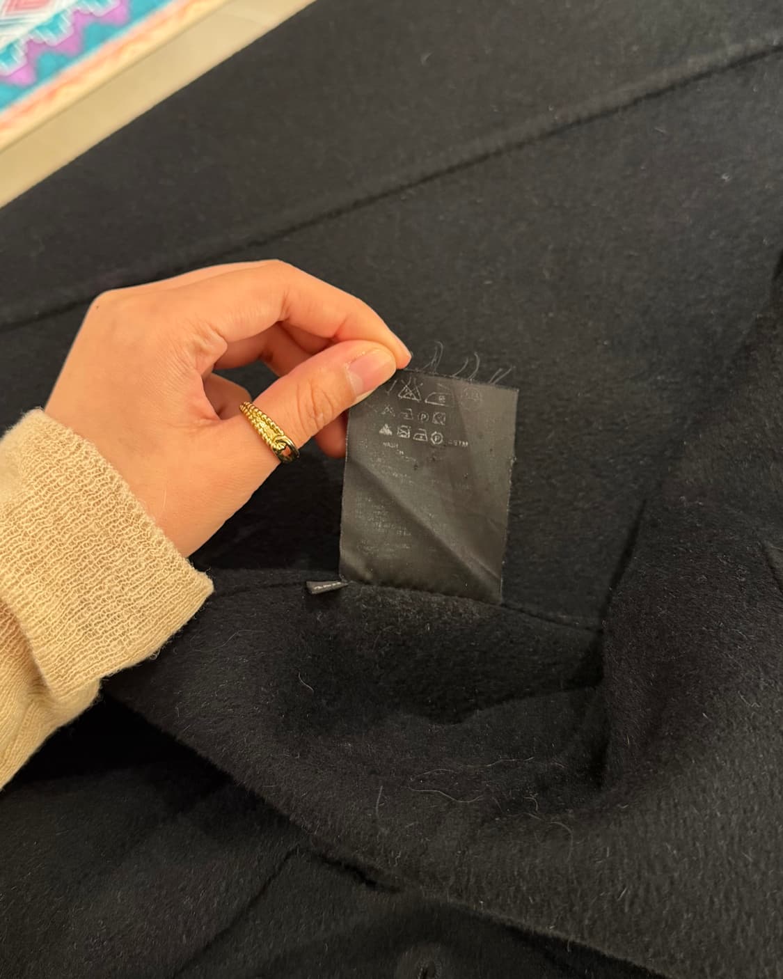 프라다 블랙 싱글 울 미들 코트 상품이미지9