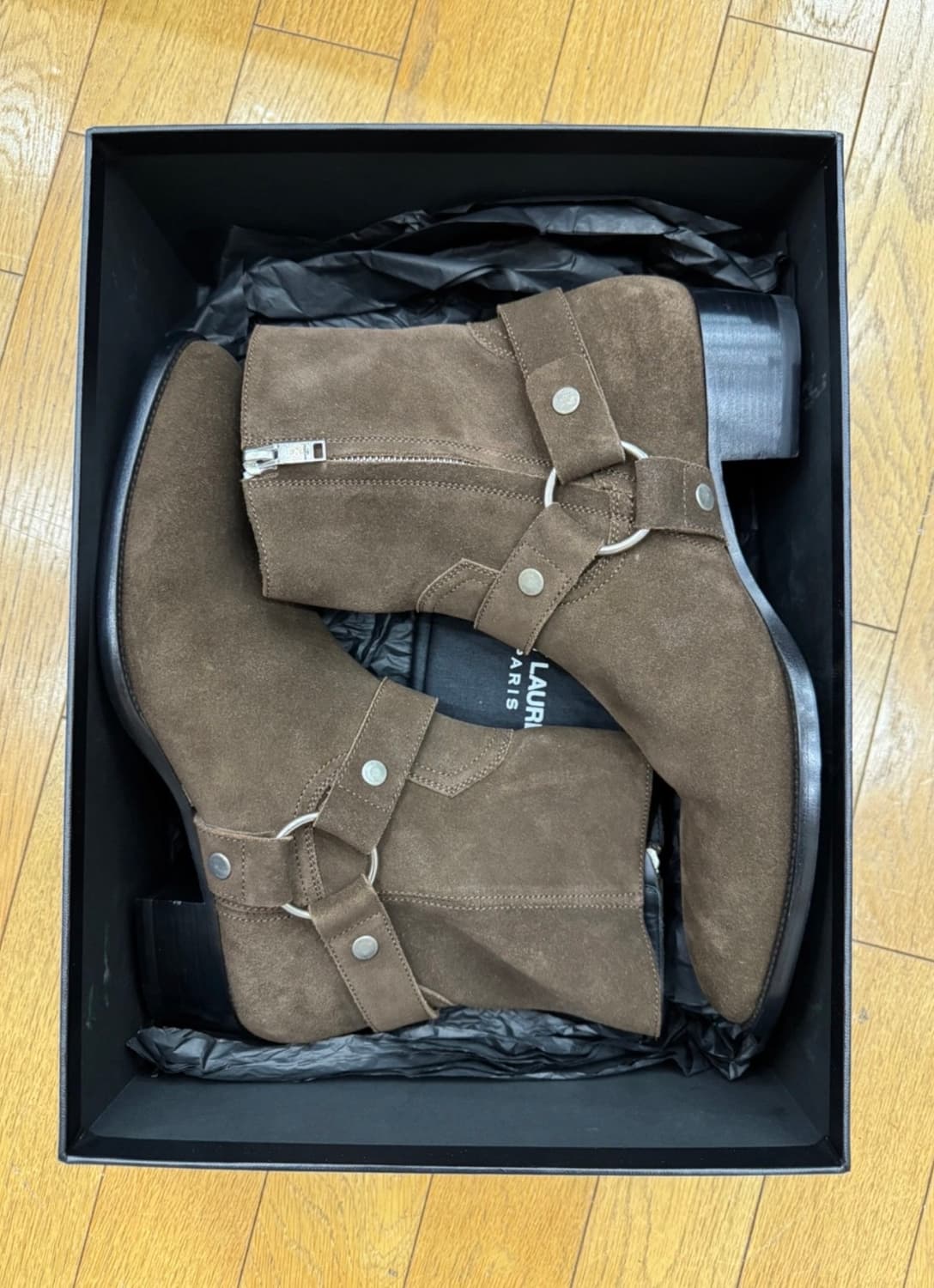 생로랑 스웨이드 와이어트 하네스 부츠  상품이미지1