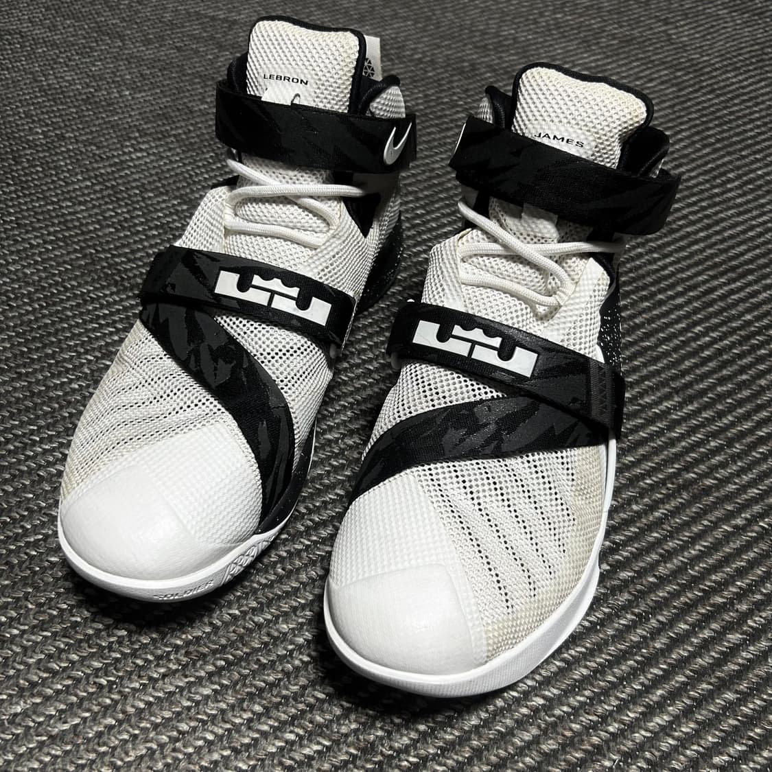 [290mm] Nike 나이키 르브론 솔저9 농구화 상품이미지3