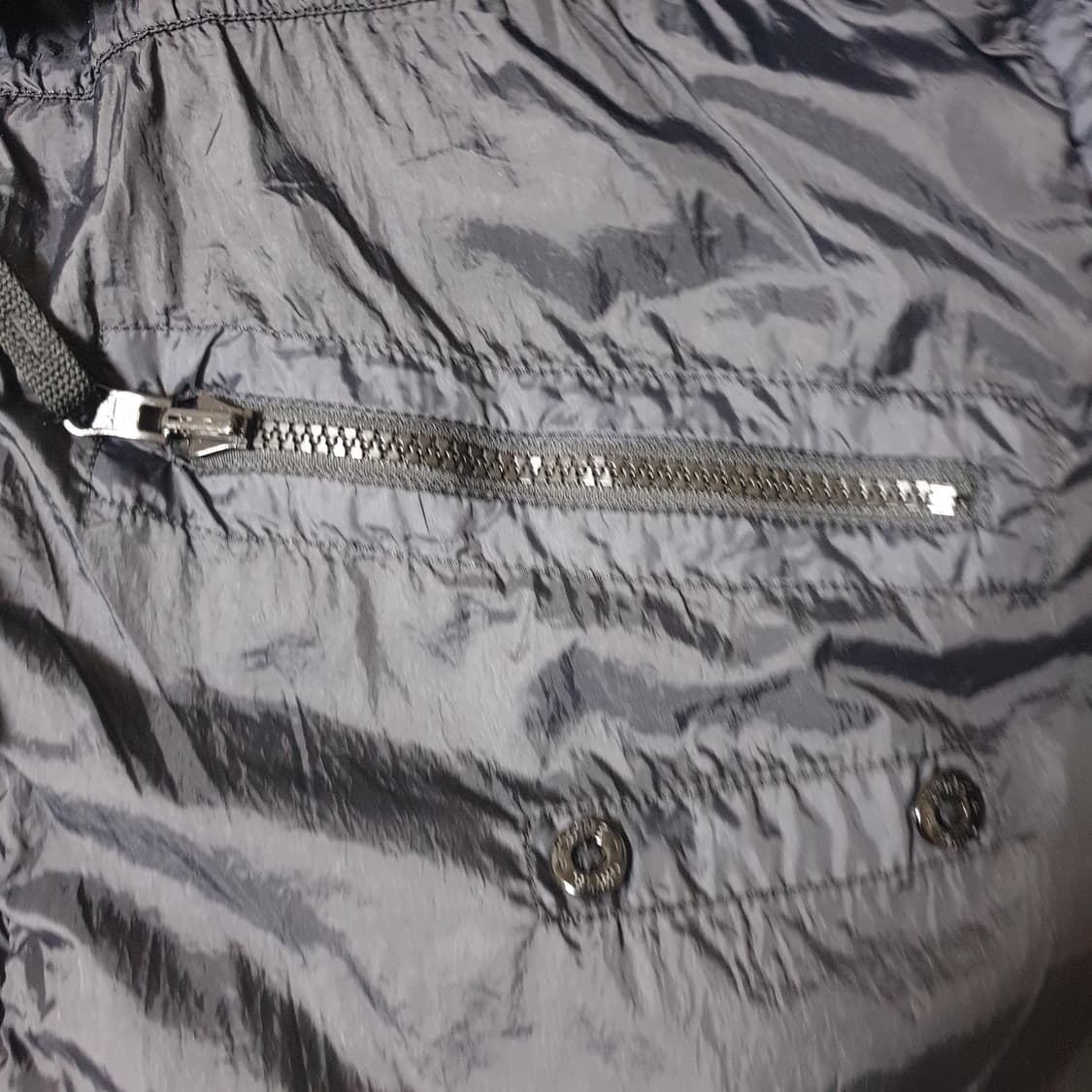 스톤아일랜드 경량 패딩 조끼 상품이미지6