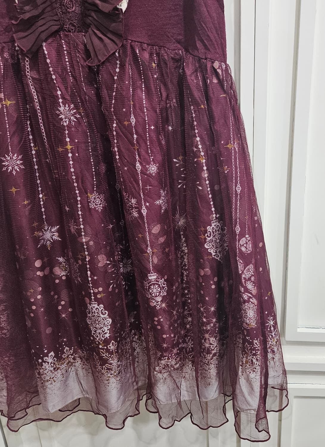 엑시즈팜(axes femme) 별빛 프린트 프릴 원피스 상품이미지3