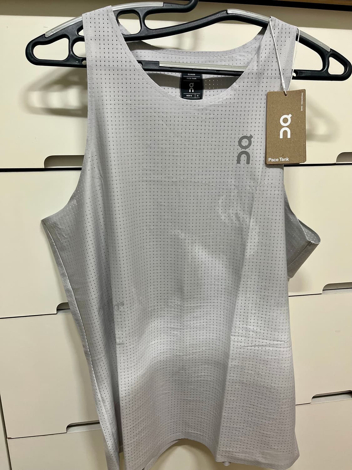 온러닝 페이스 탱크탑 S사이즈 그레이셔화이트 새상품 상품이미지1