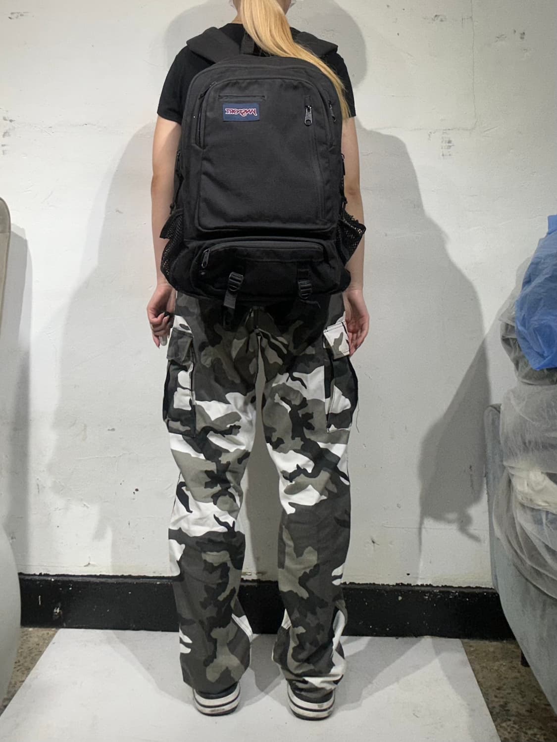 잔스포츠 블랙 백팩 가방  상품이미지3