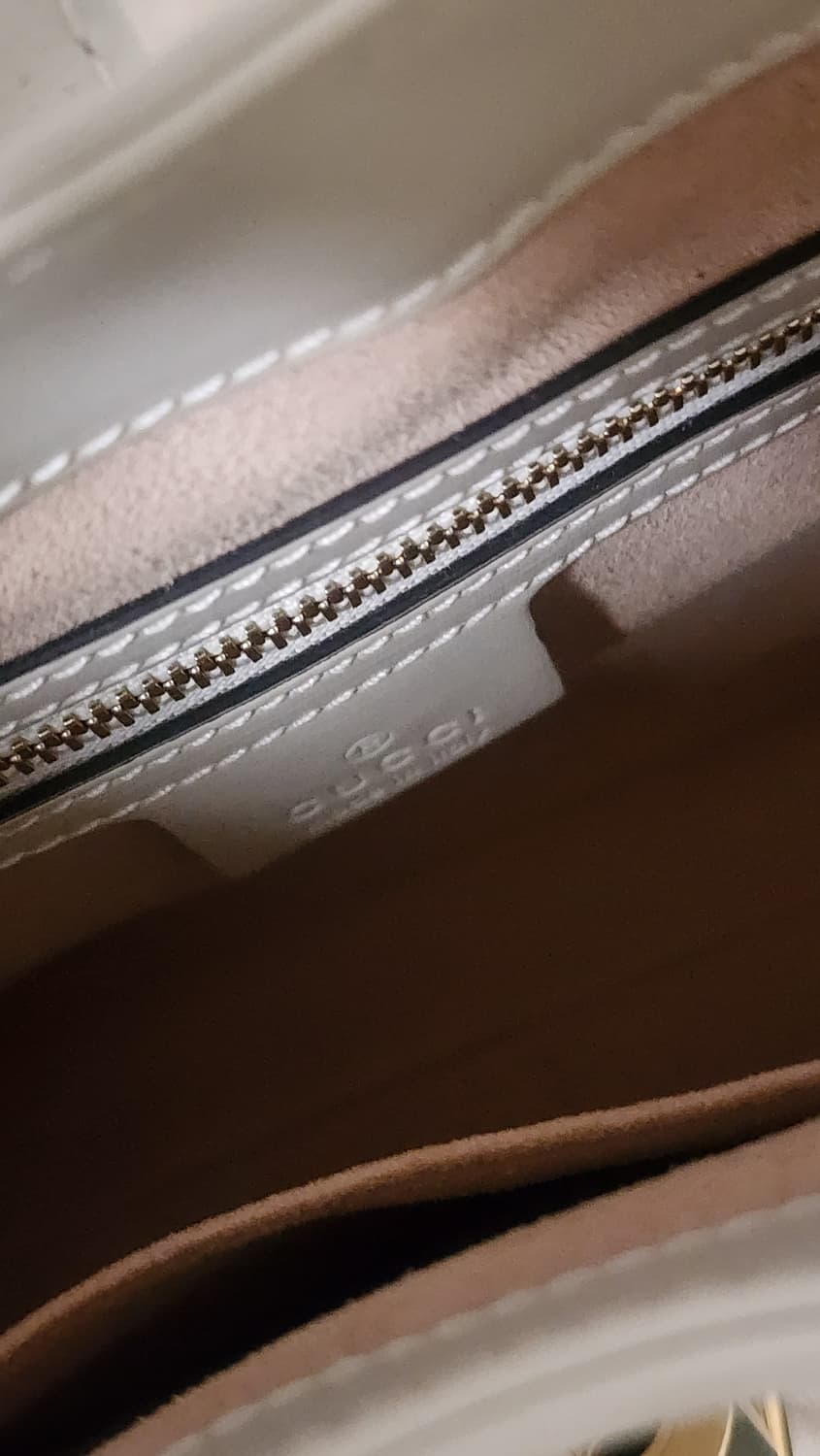 구찌 재키 1961 스몰 화이트 판매합니다 상품이미지5