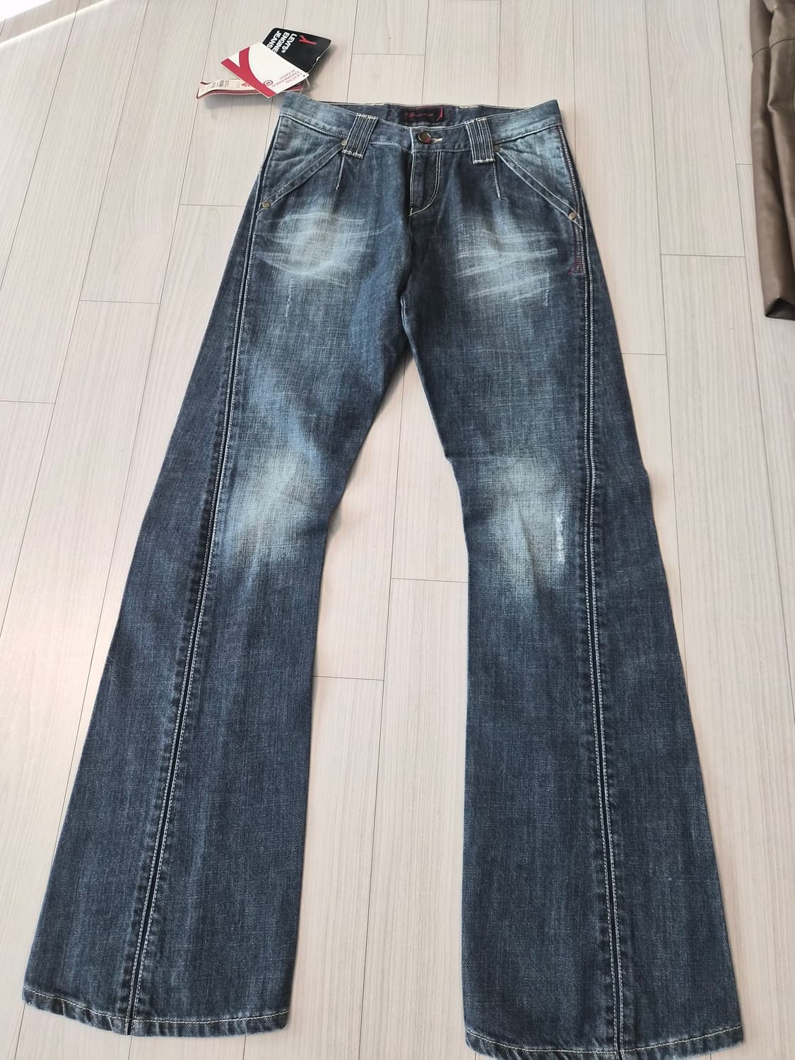 (새상품/택포) 리바이스 엔지니어드 진 입체재단 부츠컷 데님 팬츠 상품이미지1