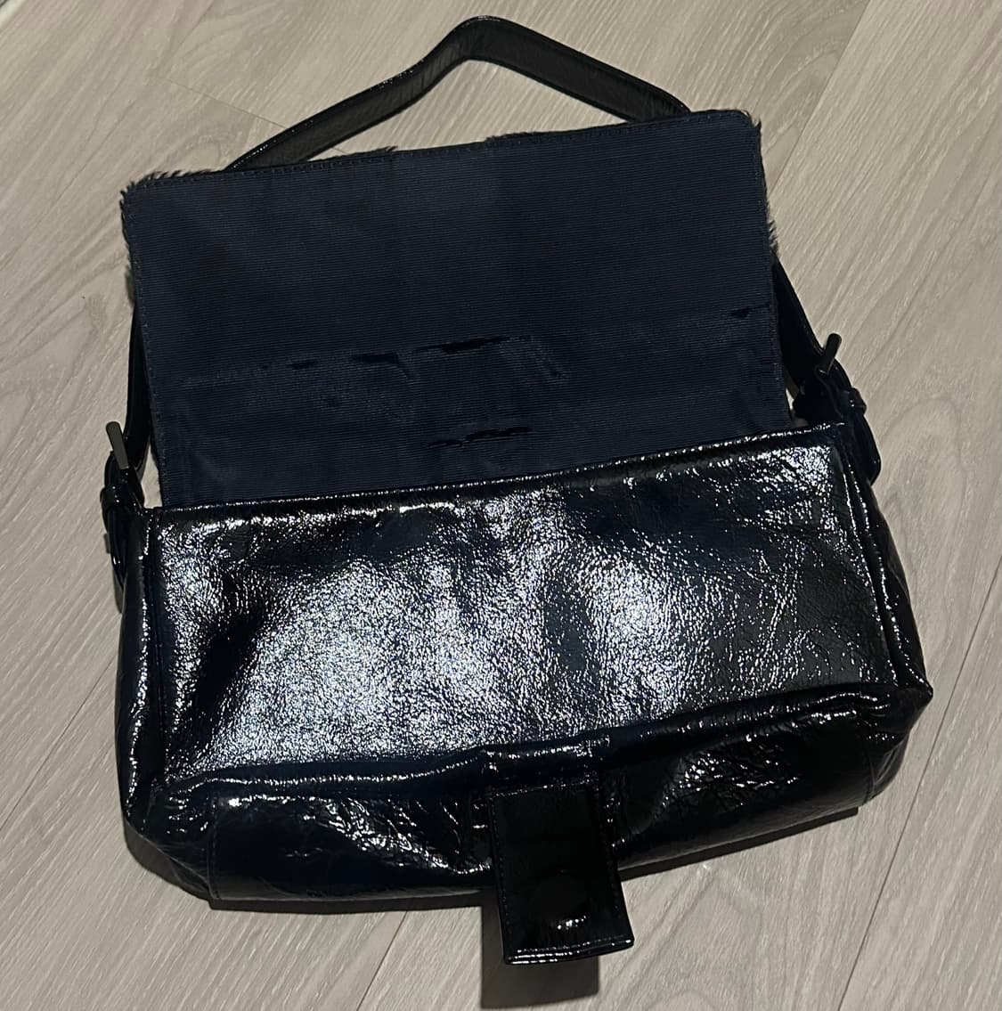 크롬하츠st 빈티지 플레어 숄더백 상품이미지5