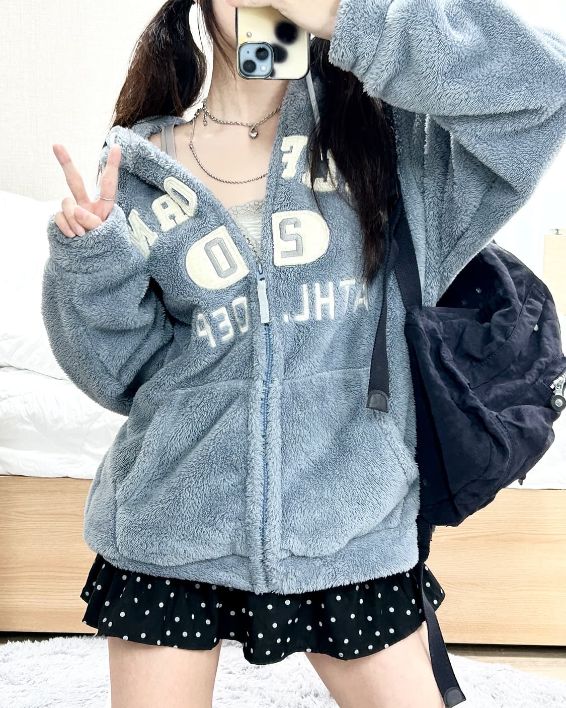 후아유 빅로고 블루 후리스 상품이미지4