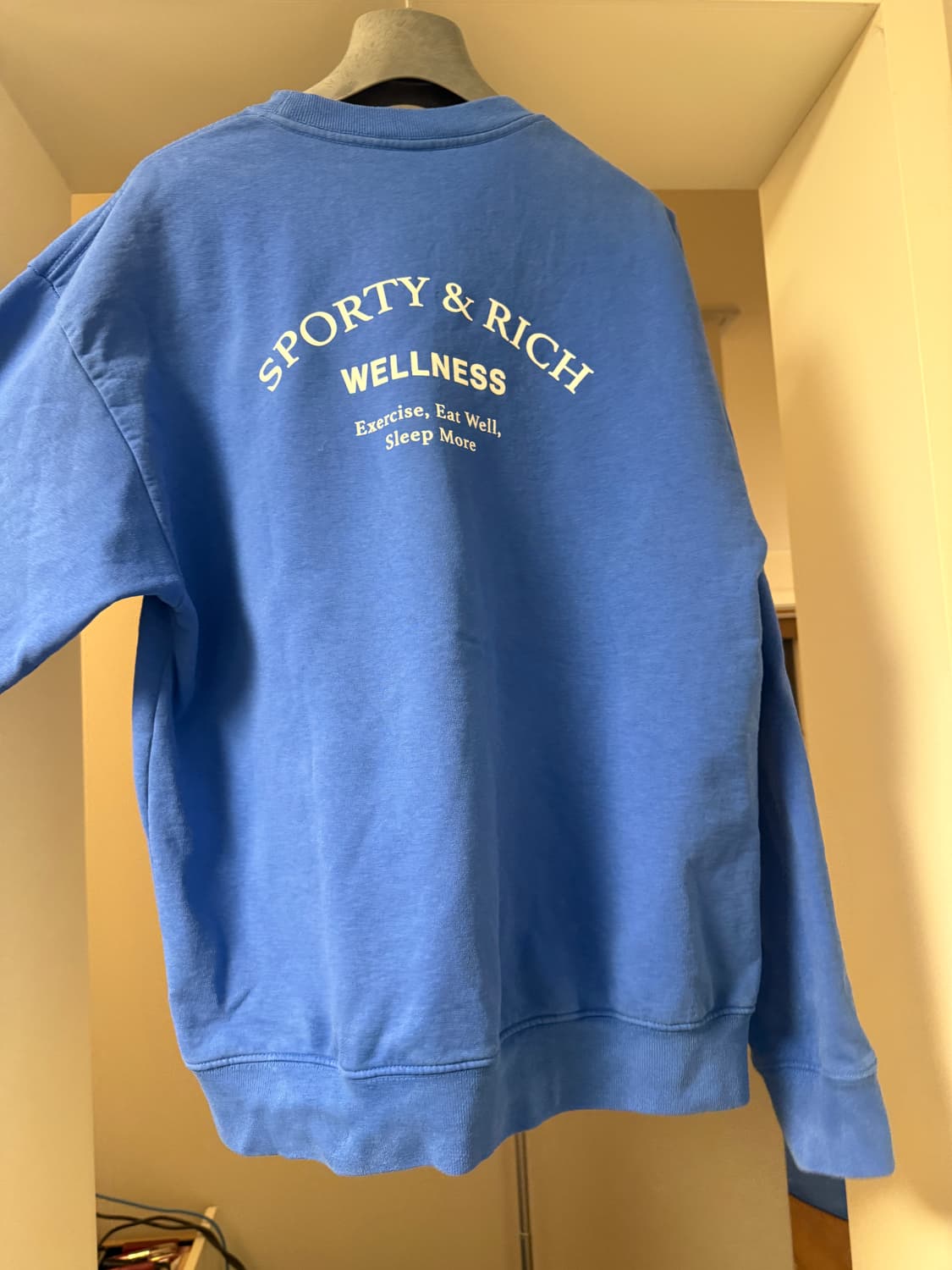 스포티앤리치 블루 맨투맨 M 상품이미지6