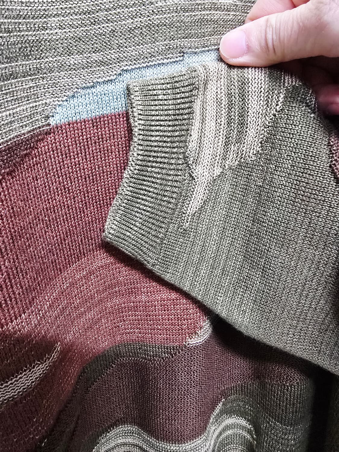 자라 패턴 니트 스웨터 브라운/카키 상품이미지5