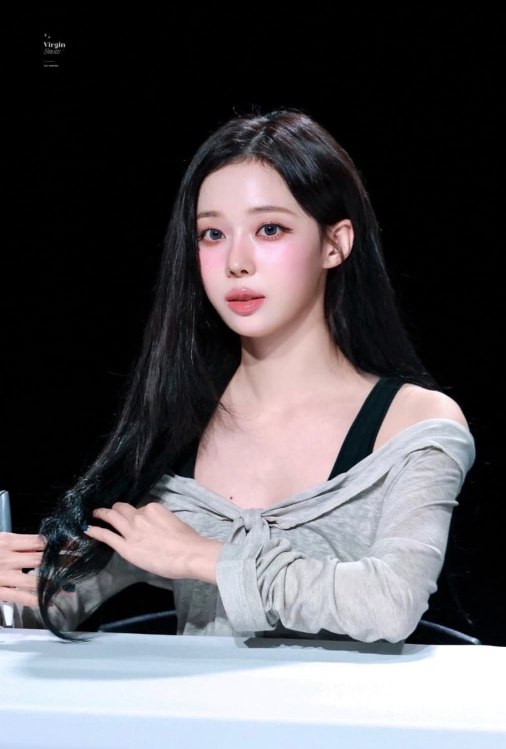 오운서 마리나무드 소프트 오프숄더 티셔츠 베이지 리본스트랩투웨이매듭브이넥 상품이미지2