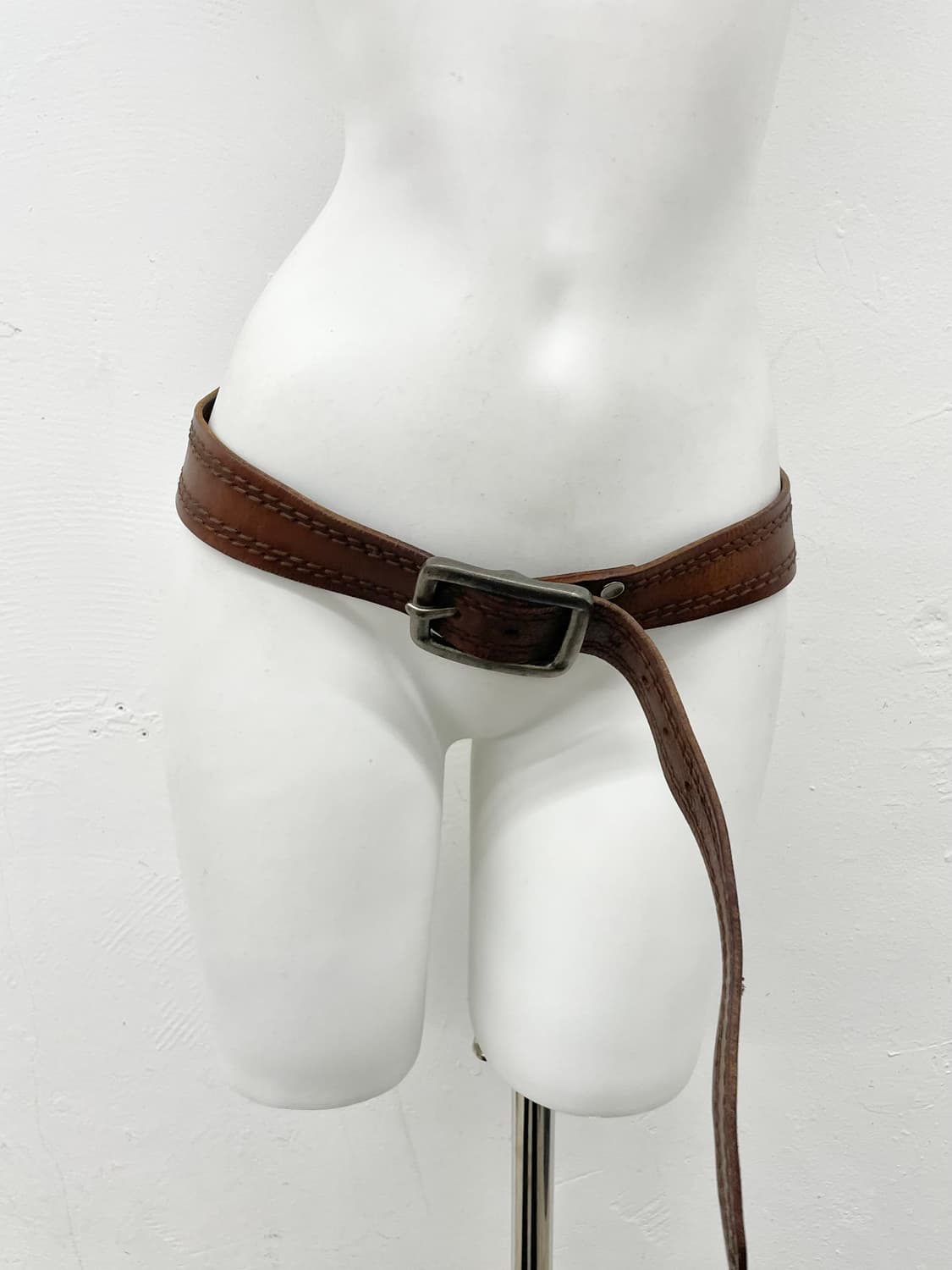 리얼레더 스티치 펀칭 버클 벨트 상품이미지2