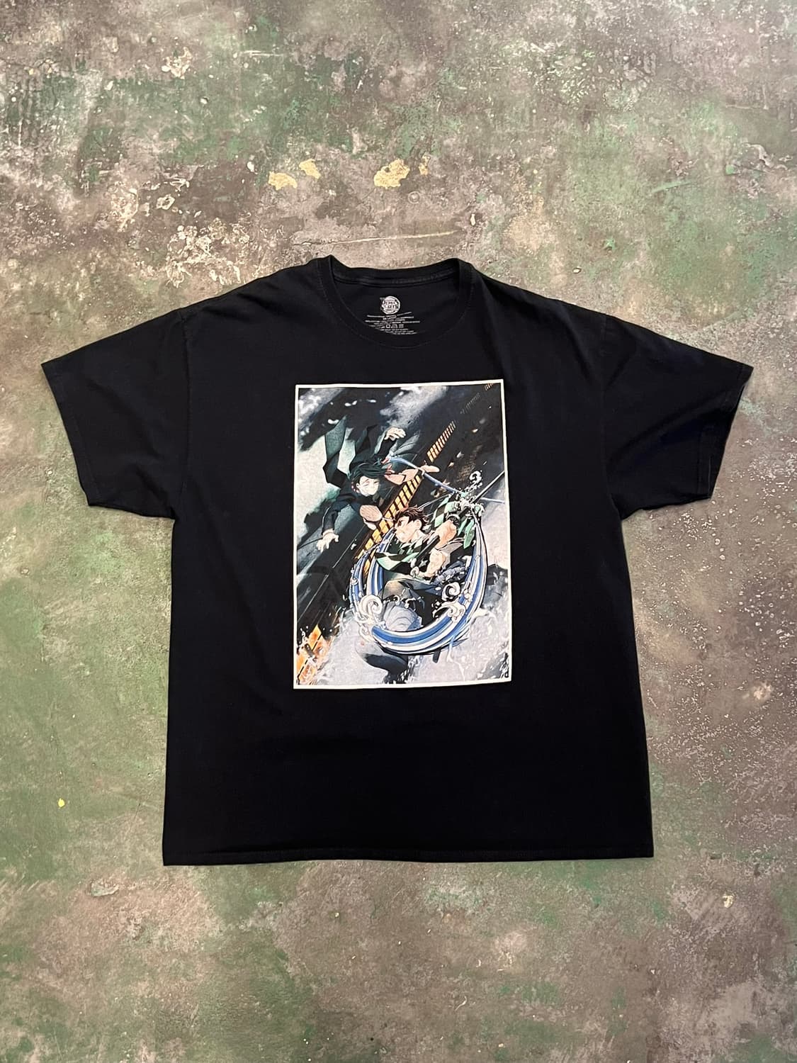 [2XL] 귀멸의칼날 무한열차 반팔 티셔츠 탄지로 그래픽 상품이미지1