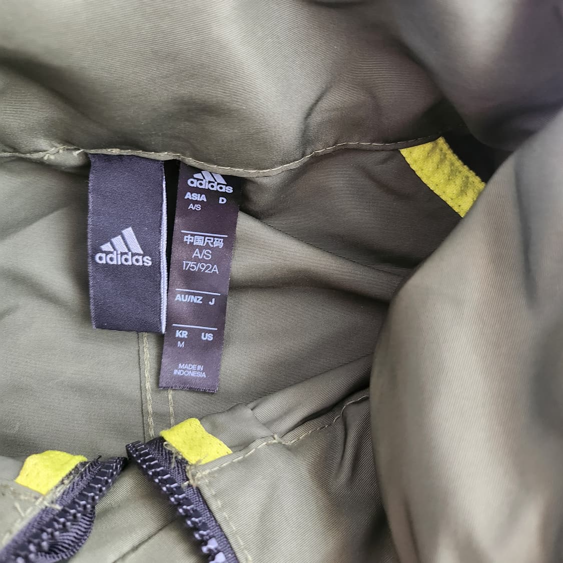 아디다스  점퍼 자켓●남녀공용 ●표기사이즈 M(90~105가능) 상품이미지3