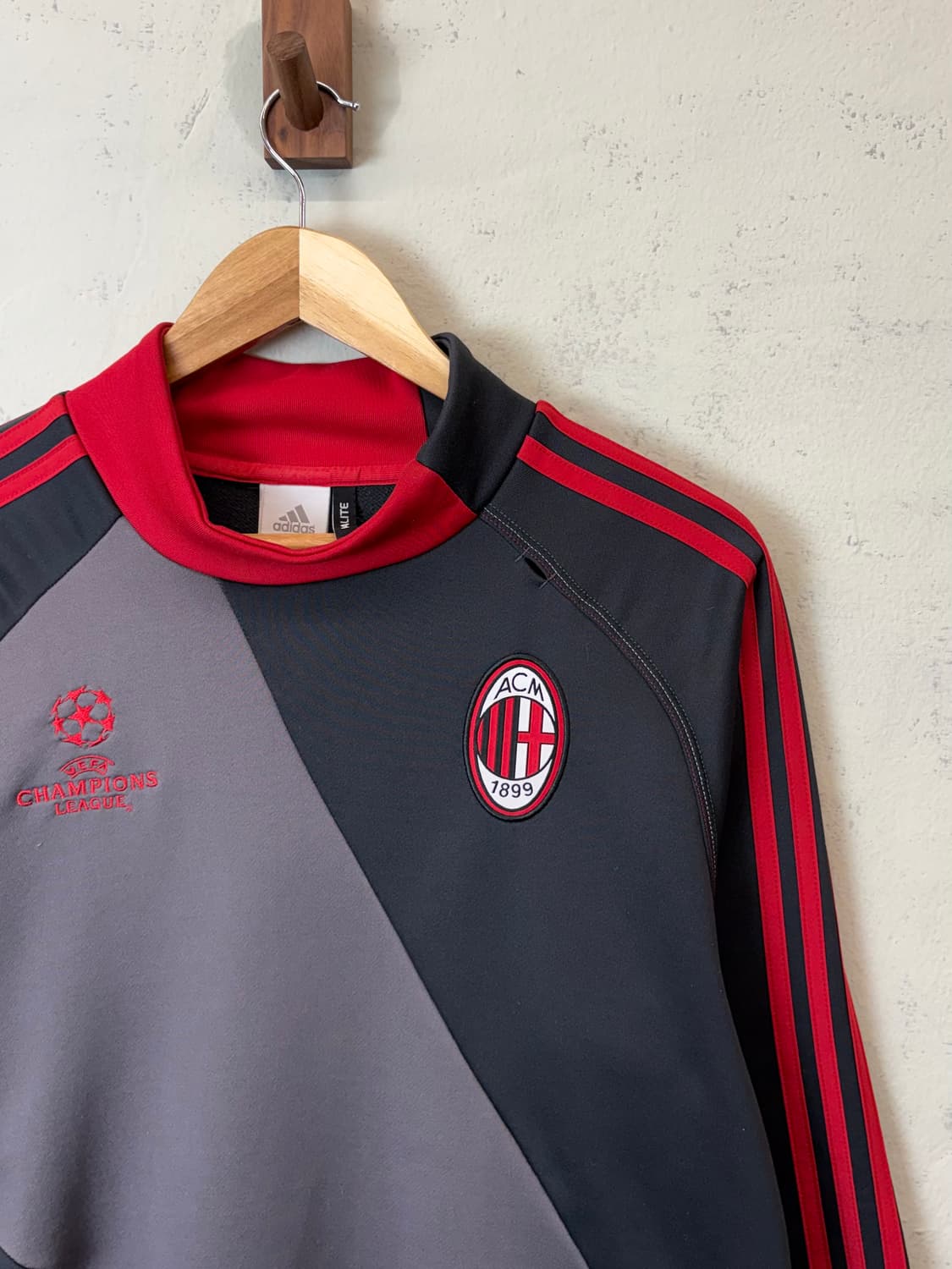 아디다스 AC밀란 챔피언스리그 트레이닝 탑 져지 상품이미지2