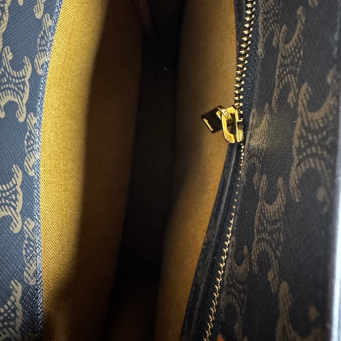 셀린느 트리오페 카바스백 스몰 상품이미지6