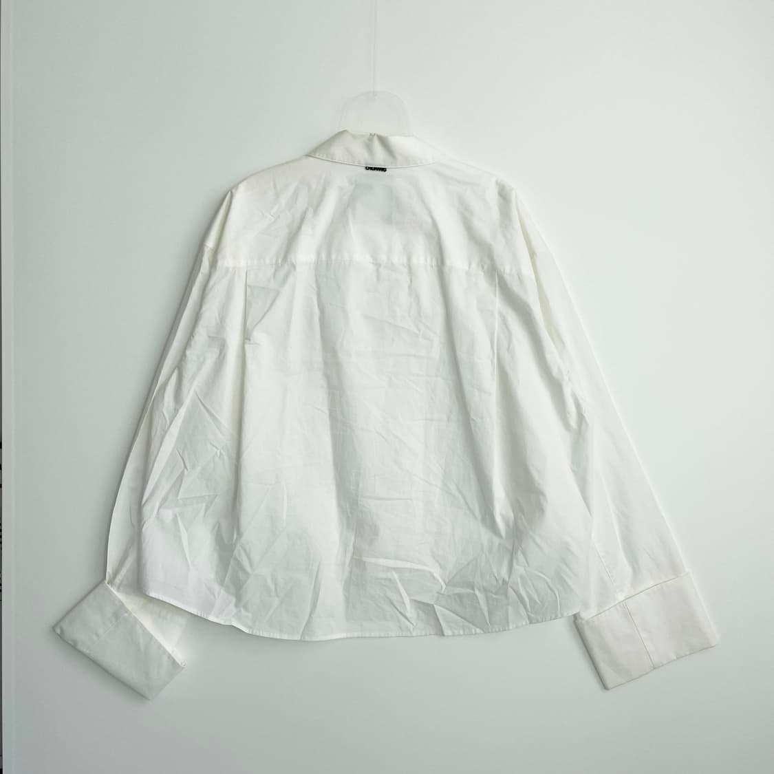 A2 엔엔엔원 청 CHUNNNG 아웃포켓 화이트 크롭 셔츠 L사이즈 상품이미지3
