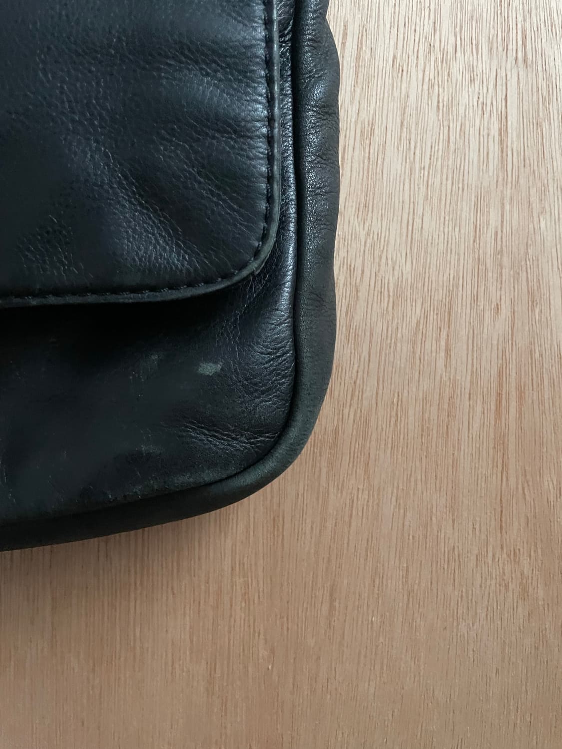 마크바이마크제이콥스 레더 크로스백 상품이미지8