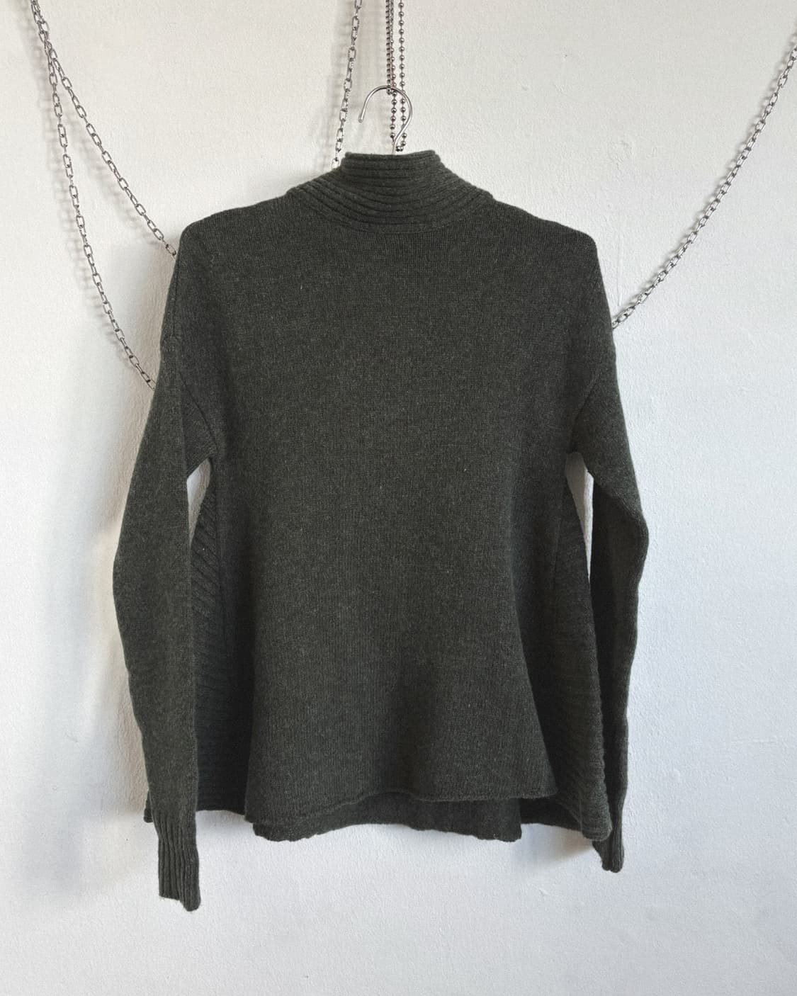 발렌시아가 게스키에르 하이넥 드레이프 플레어 니트 상품이미지6