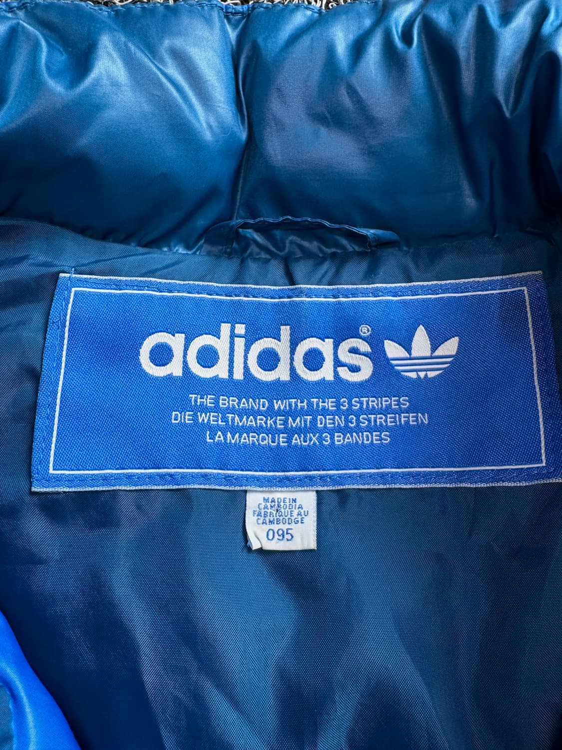 00s 아디다스 올드스쿨 유광 푸퍼 패딩 점퍼 3327 상품이미지3