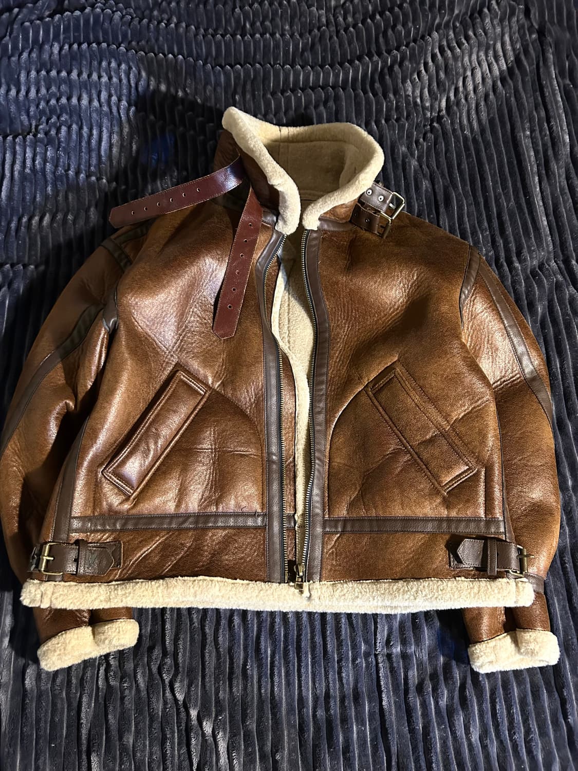 Over B-3 Type Shearling Jacket 상품이미지1