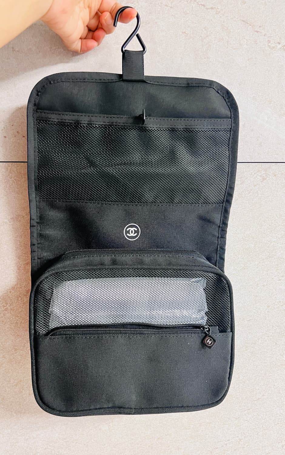 샤넬 뷰티 블랙 여행용 파우치 상품이미지3