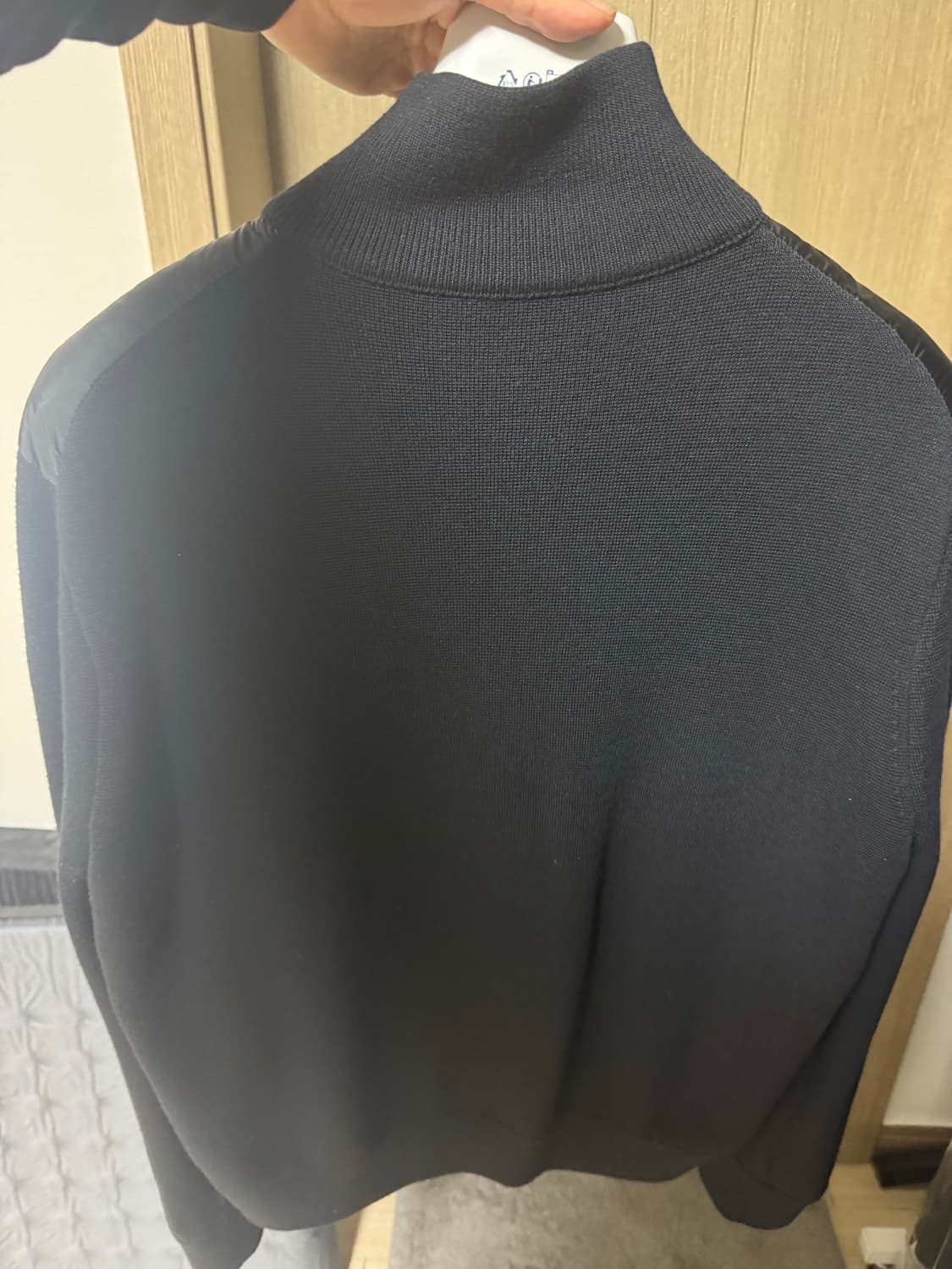 몽클레어김현우니트패딩 xl 상품이미지3