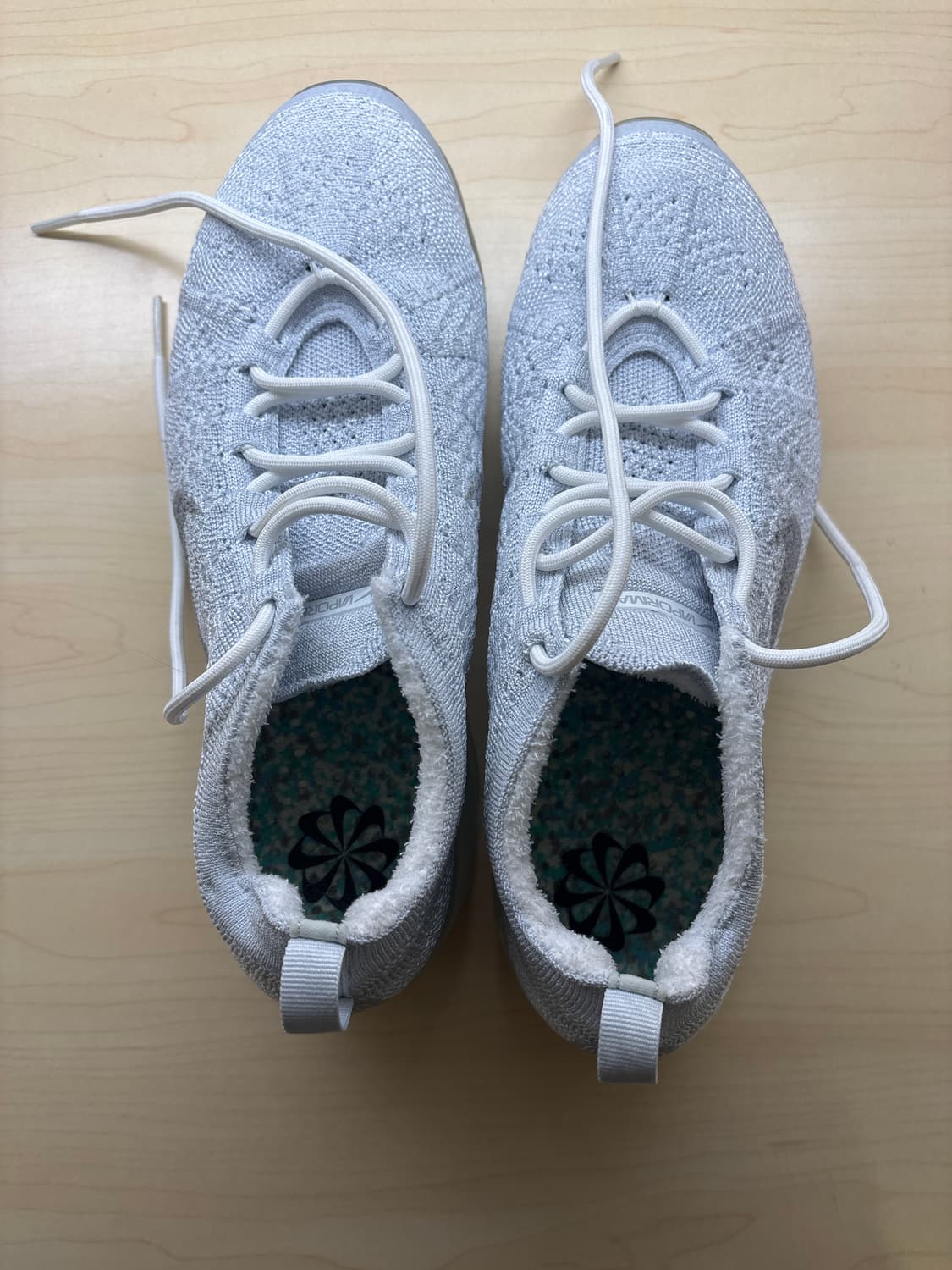 나이키 에어 베이퍼맥스 2023 플라이니트 퓨어 플래티넘 상품이미지2