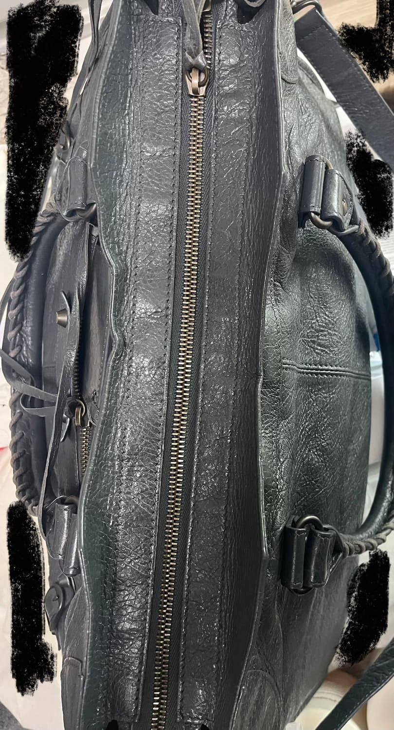 발렌시아가 시티 모터백  파트타임 다크그레이 판매합니다 상품이미지8