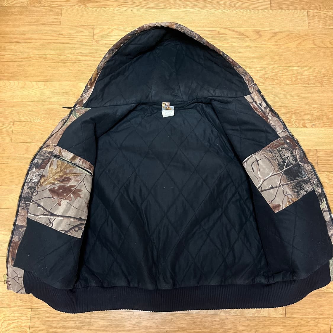 [L] 00s 빈티지 칼하트 J221 리얼트리 덕 액티브 자켓 CAP 상품이미지2