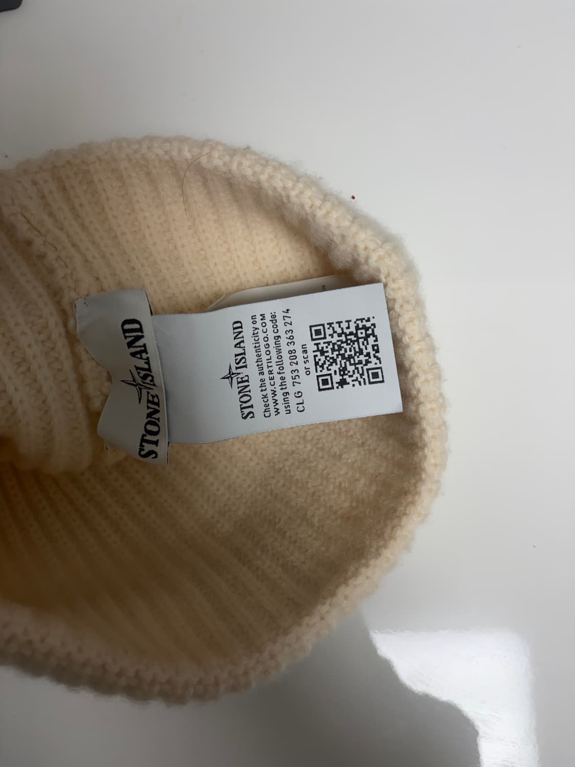 스톤아일랜드 비니 상품이미지3