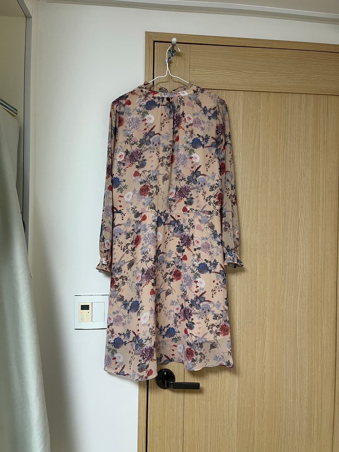 써스데이 아일랜드 플라워 쉬폰 원피스 상품이미지4