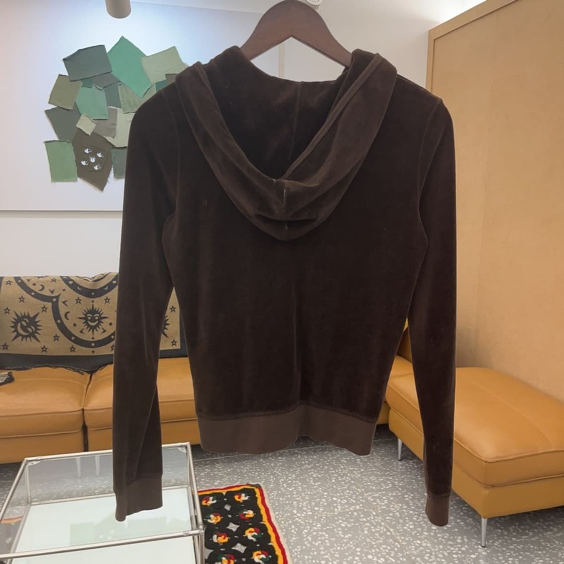 쥬시 꾸뛰르 모카무스 러블리힙 벨벳 후드집업 M C07946 상품이미지4