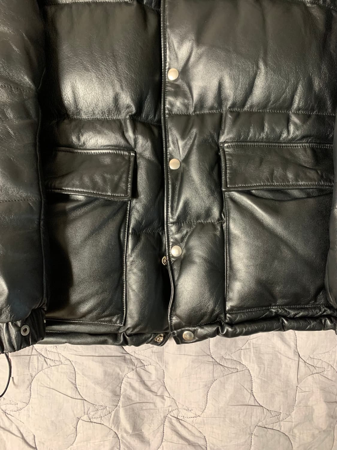 블라인드파일즈 레더 다운 상품이미지4