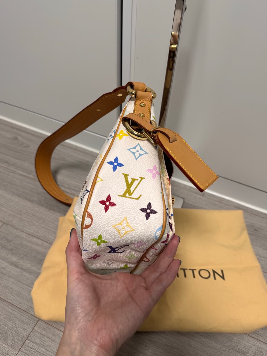 Louis Vuitton 루이비통 멀티 롯지 숄더백 상태A+ 상품이미지6