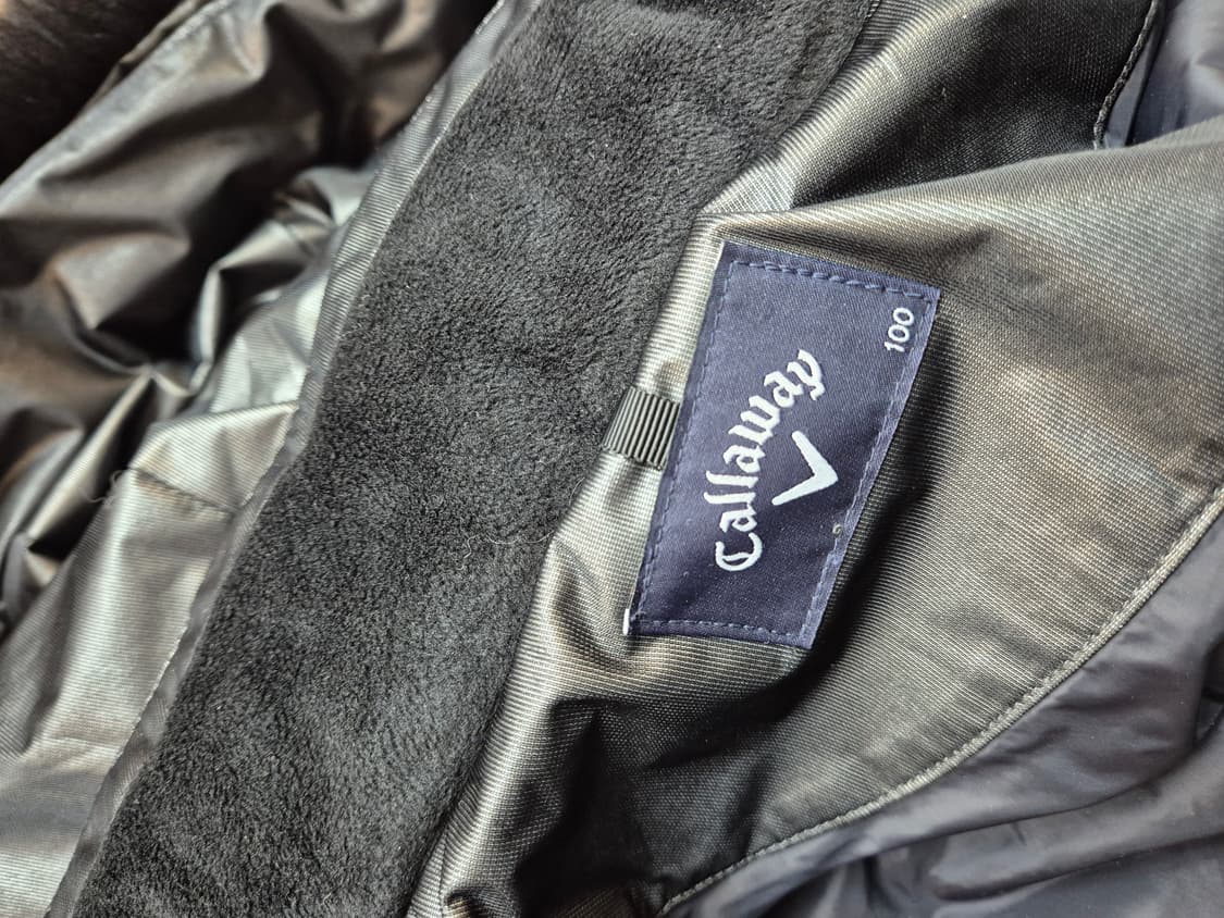 블랙 색상의 Callaway 여성 패딩입니다. 사이즈는 100이고, 넥  상품이미지4