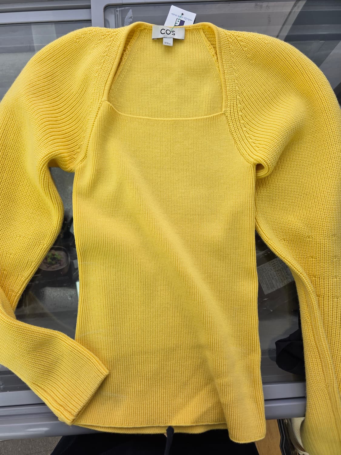 COS 옐로우 스퀘어넥 니트 XS (새상품) 상품이미지1