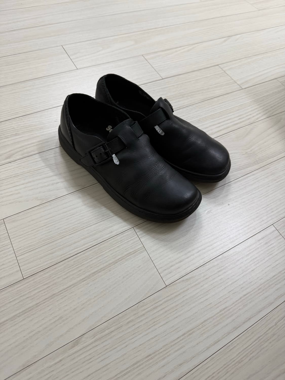 닥터마틴 페트리샤 250 상품이미지4