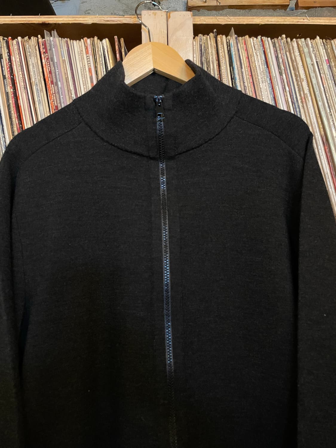 보테가베네타 20SS 풀집업 니트 상품이미지2