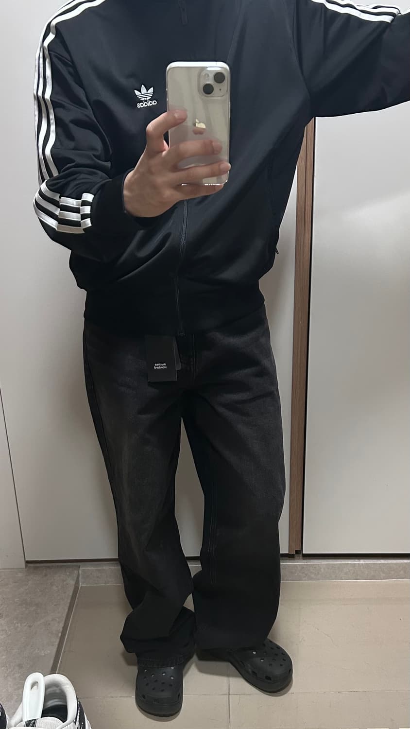 무신사 스탠다드 와이드 데님 팬츠 워시드  블랙 상품이미지1