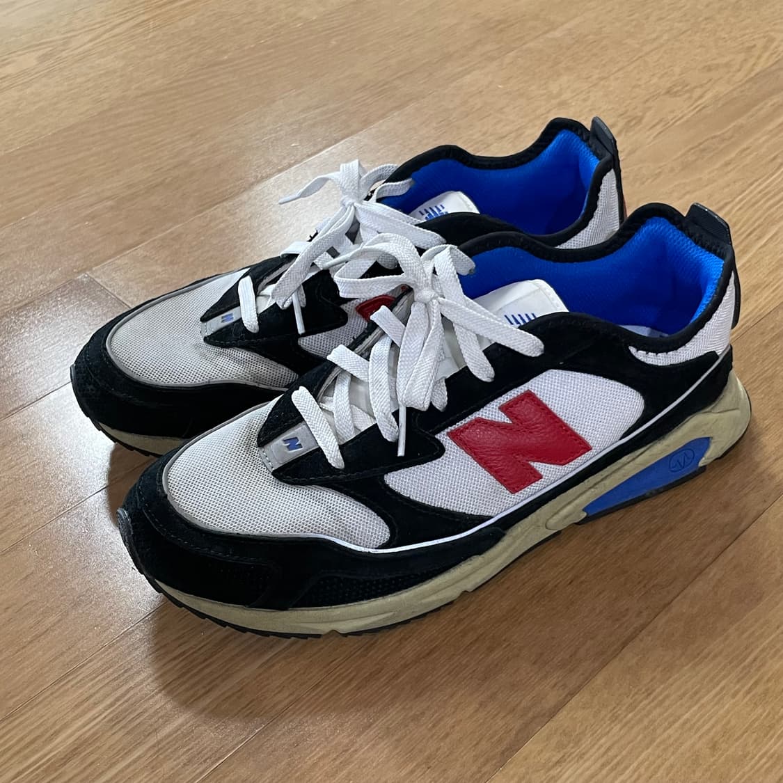 뉴발란스 X-레이서 블랙 레드 운동화 270 상품이미지3