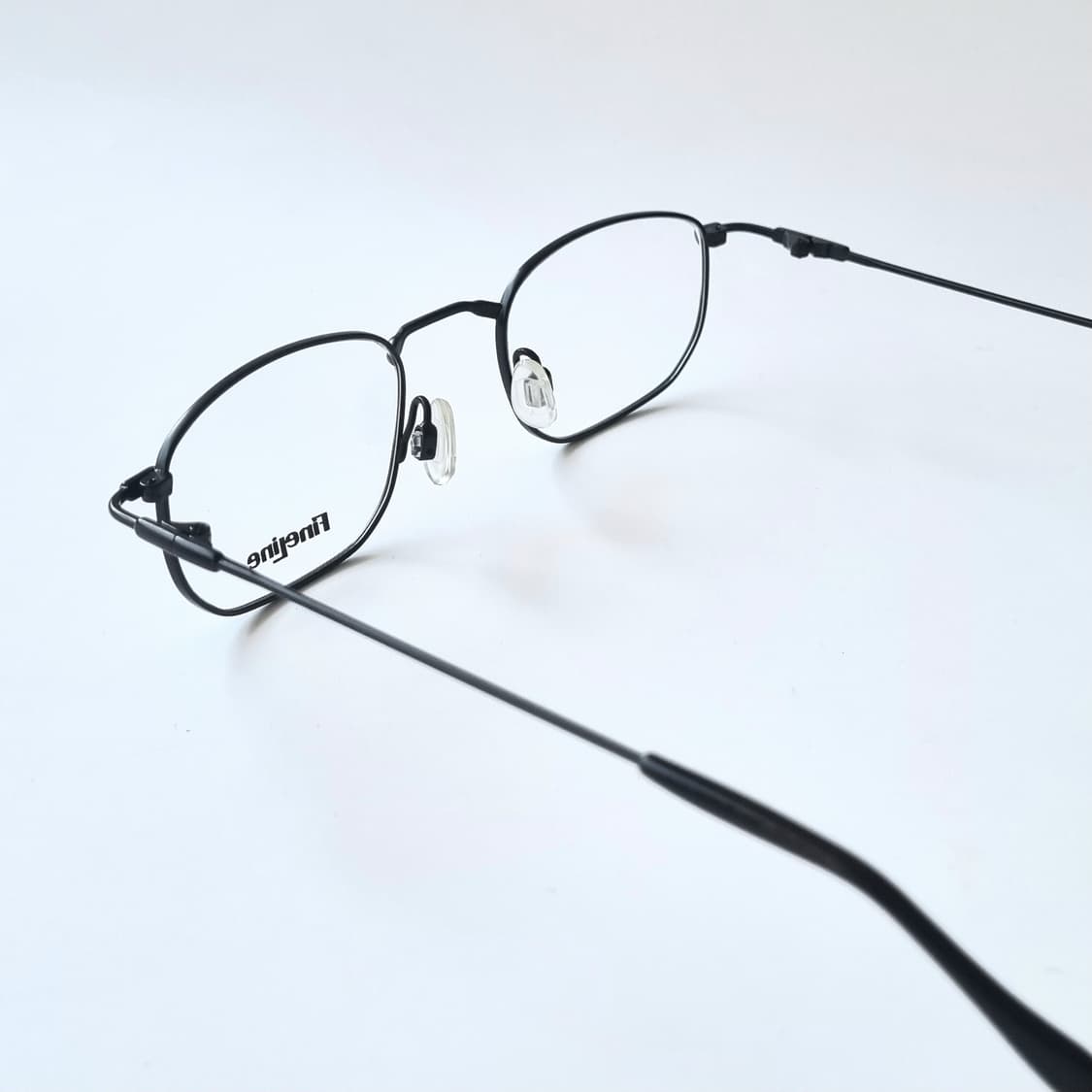 데드스탁 클래식의 정석 스퀘어메탈 안경테 554 상품이미지5