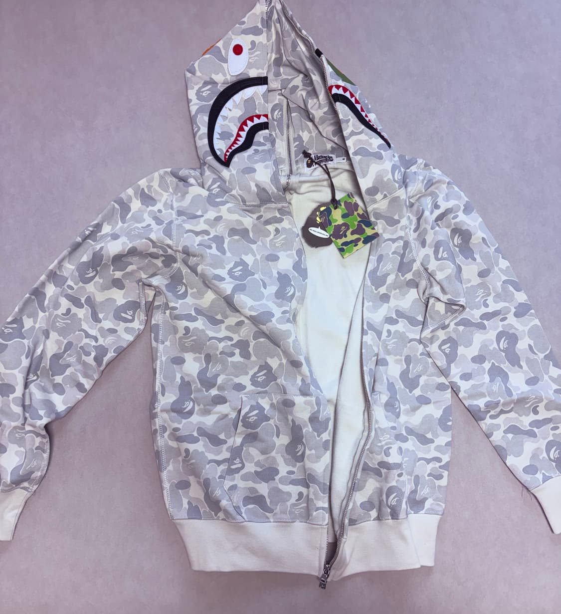 베이프 샤크후드 백계 새상품 상품이미지1