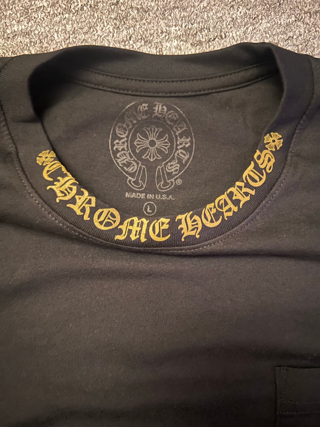 크롬하츠 넥 로고 포켓 크루 롱슬리브 티셔츠 블랙 그린 상품이미지3