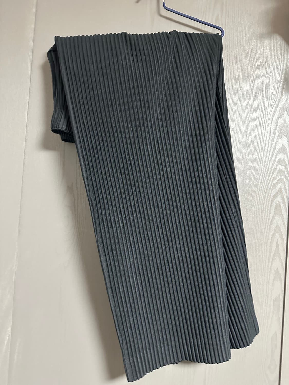 옴므플리세 루즈 스트레이트핏 팬츠 1 상품이미지2