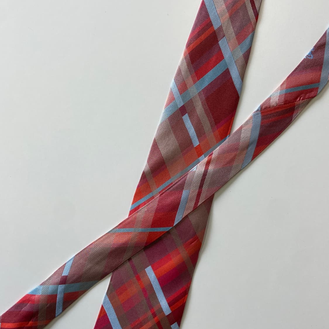 비비안웨스트우드 정품 명품 영문로고넥타이(Vivienne) 상품이미지4