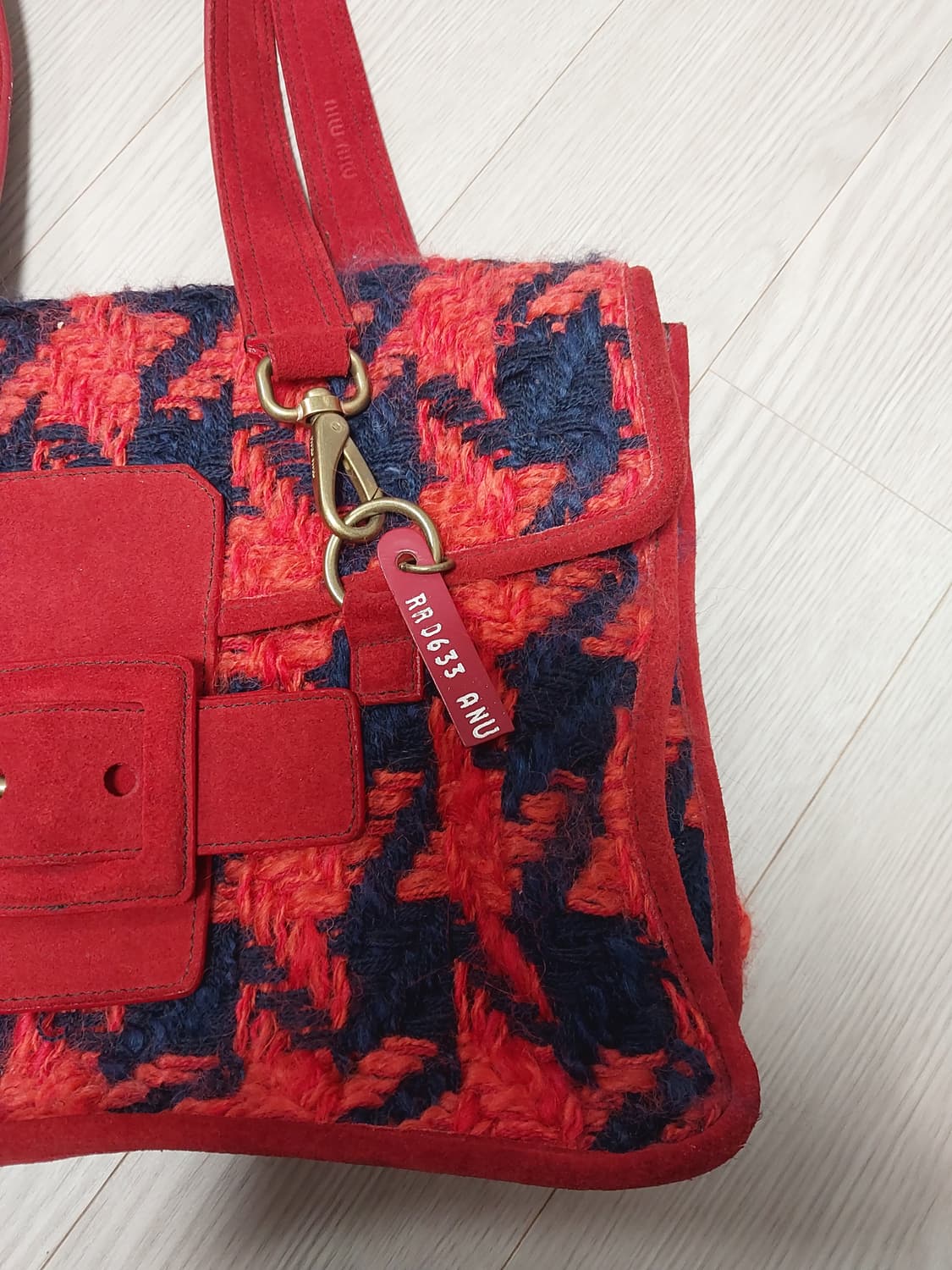 미우미우 00's 빈티지 울 숄더백 상품이미지3