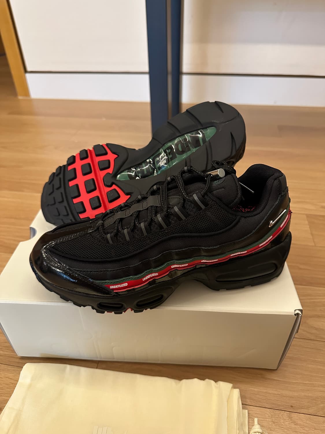 나이키 x 언디핏 에어맥스 95 SP 블랙 상품이미지3
